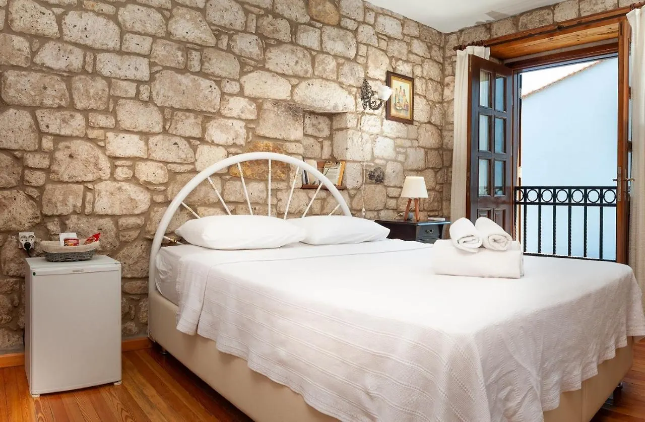 Flores Hotel Alaçatı