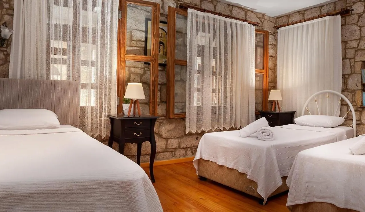Flores Hotel Alaçatı
