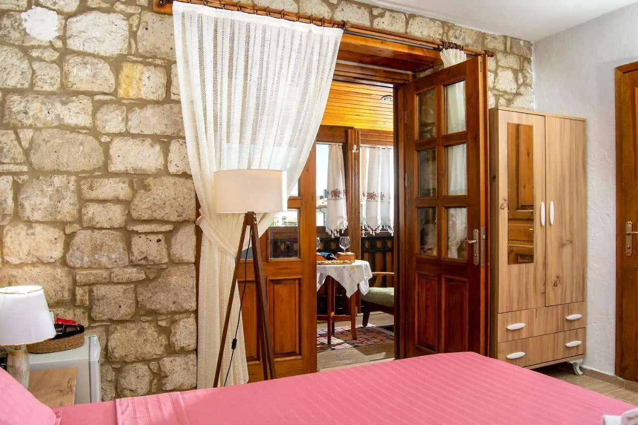 Flores Hotel Alaçatı