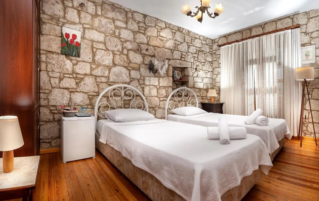 Flores Hotel Alaçatı