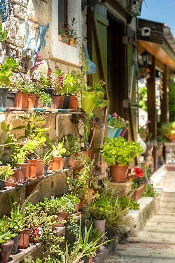 Flores Hotel Alaçatı